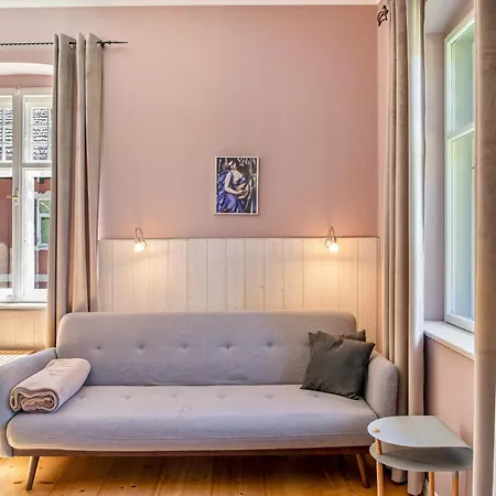 Alena Apartment